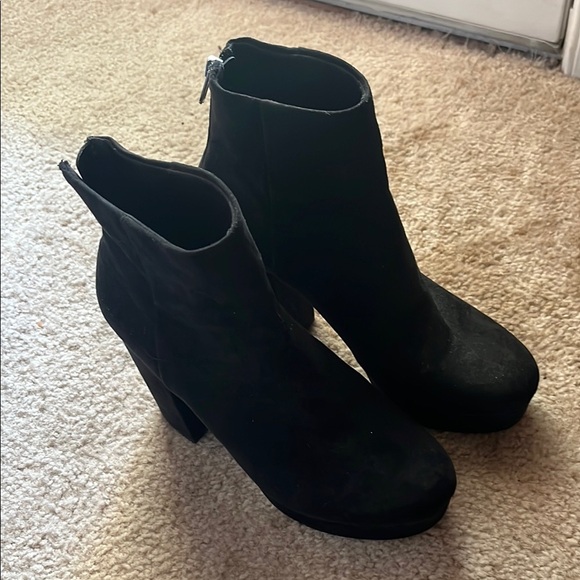 Steve Madden Shoes - Steve Madden Black Women's Ankle Boots